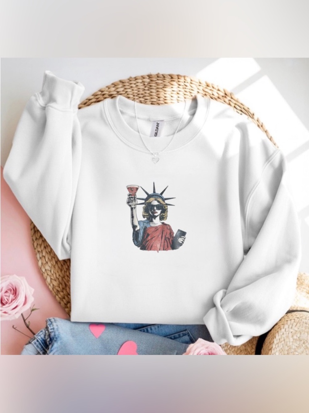 White Gildan Statue Graphic Crewneck Sweatshirt Funny Party USA Cozy Gift